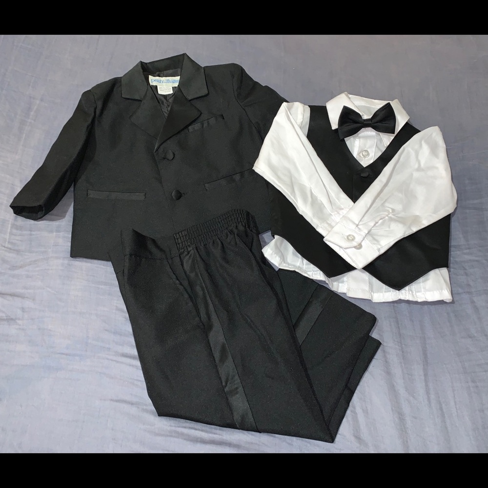 Infant/toddler tuxedo